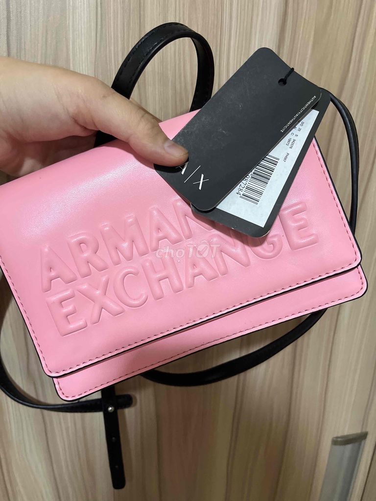 túi đeo chéo Armani Exchange