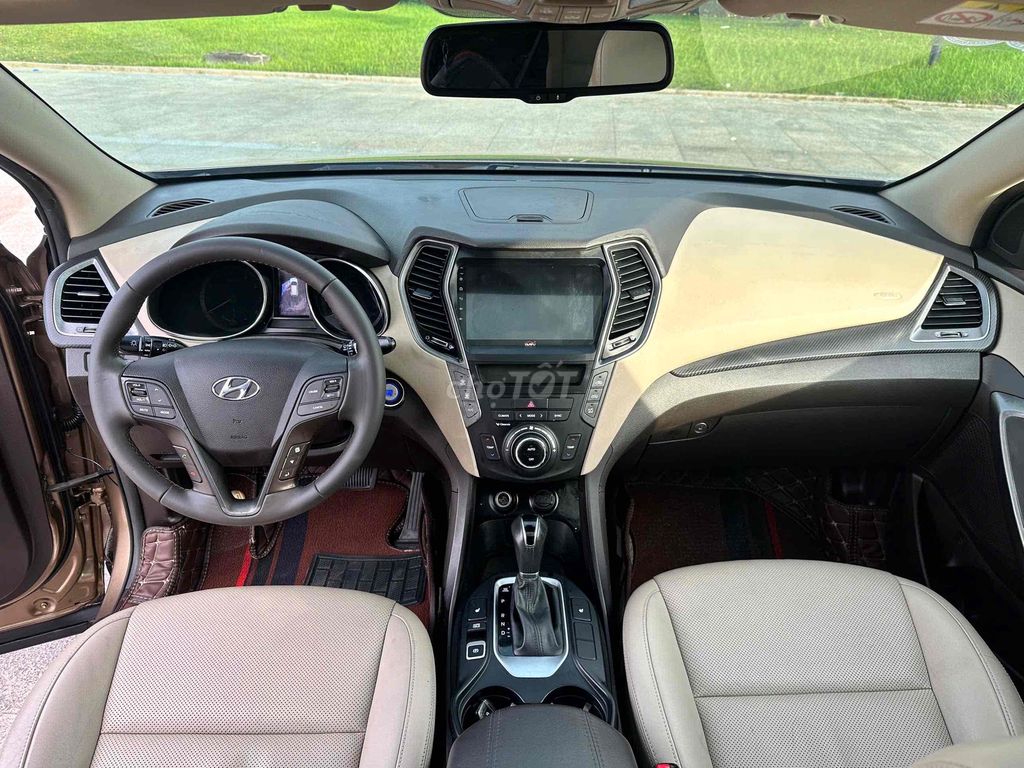 Hyundai Santa Fe 4WD 2016 đk 2017. Mua bán Ô tô tại Quận Cẩm Lệ Đà Nẵng được đăng bởi Nguyễn Duy hình 14