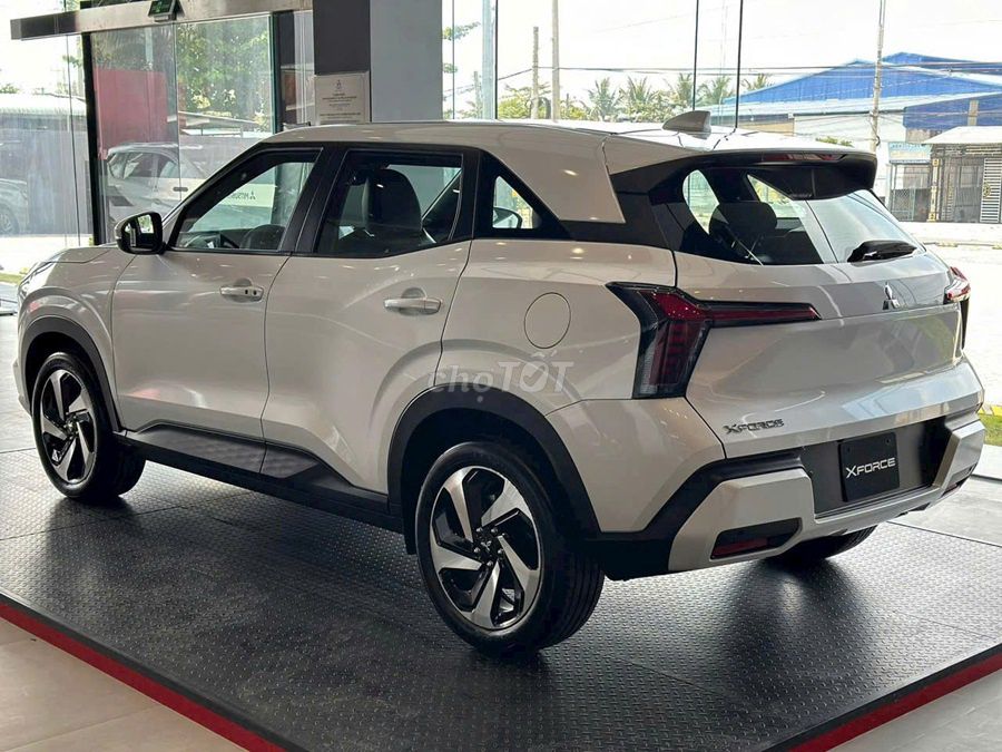 XFORCE TRẢ TRƯỚC CHƯA ĐẾN 100 TRIỆU NHẪN XE NGAY. Mua bán Ô tô tại Quận 1 Tp Hồ Chí Minh được đăng bởi Mitsubishi Trần Hưng Đạo hình 4