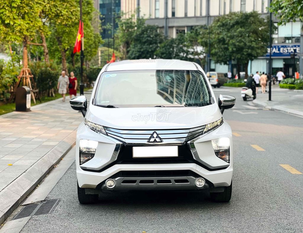 Mitsubishi Xpander 2019 đăng ký 2020 trắng nét căn