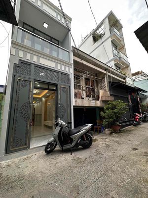 Townhouse 42 m² · 3 bed · Đường Nguyễn Ngọc Cung