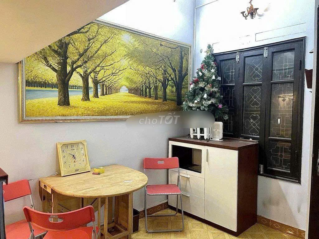 Сдается дом 50 кв.м x 3 этажа, 3 спальни, Дои Кан, Бадинь