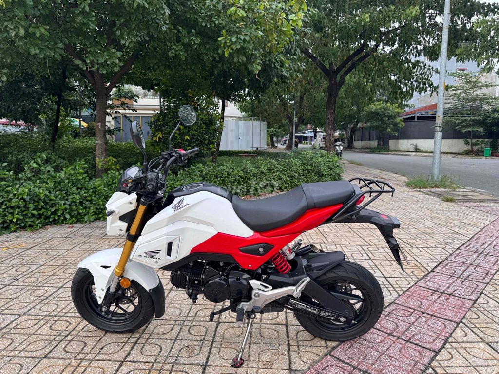 Honda MSX125 2022 белый, красный 7000 км