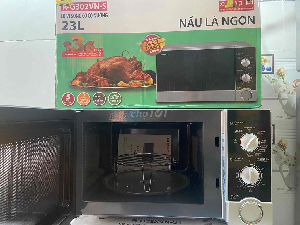 Lò vi sóng có nướng Sharp R-G302VN-S 23 lít