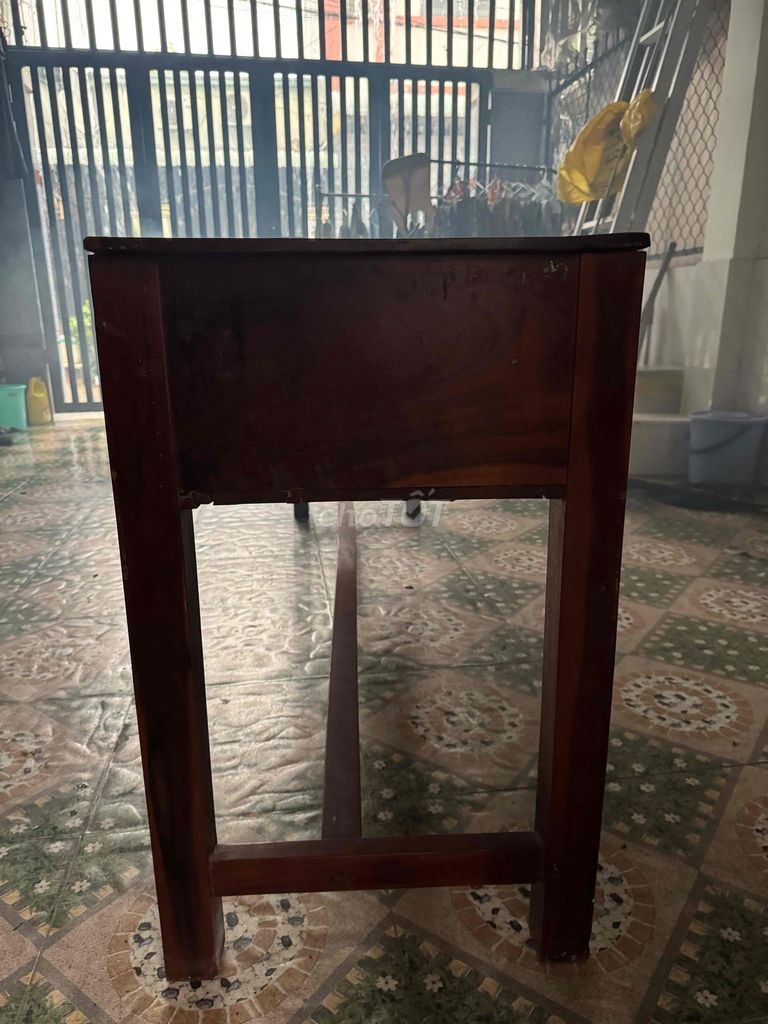 Thanh Lý Bàn gỗ Gỗ Nâu. Mua bán Bàn ghế tại Thành phố Thủ Dầu Một Bình Dương được đăng bởi Mr Truong hình 1