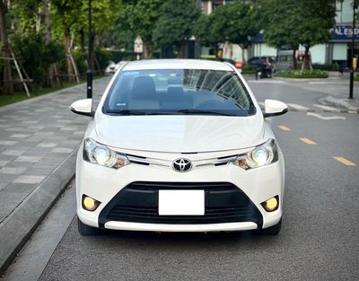 Toyota Vios 2017 số sàn, màu trắng chính chủ