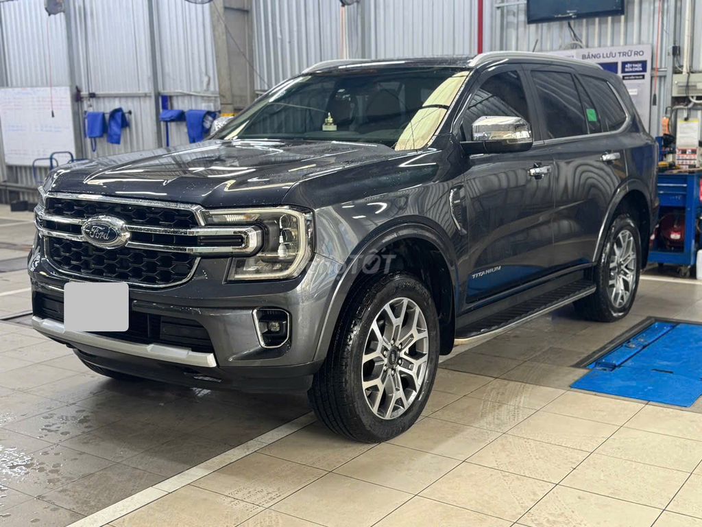 FORD EVEREST TITANIUM 1 CẦU 2022 - 35000 km. Mua bán Ô tô tại Quận 3 Tp Hồ Chí Minh được đăng bởi  Sài Gòn Ford Used Car hình 2