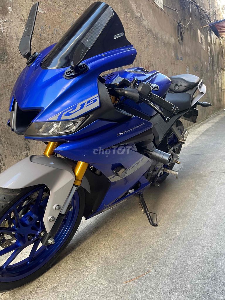 Yamaha R15 2023 синий 20 тыс. км