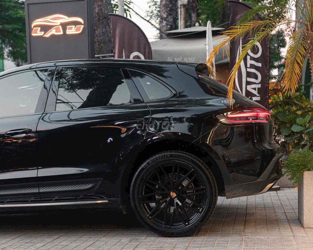 Porsche Macan FL Model 2022 . Đen - Kem . Odo 5v8. Mua bán Ô tô tại Quận 10 Tp Hồ Chí Minh được đăng bởi Thái LA Auto hình 3