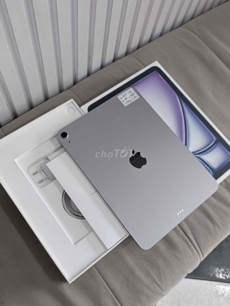 Apple iPad Air 7 M3 128GB VN Fullbox như mới. Mua bán Máy tính bảng tại Quận Đống Đa Hà Nội được đăng bởi Lâm Bảo Tuyên hình 1