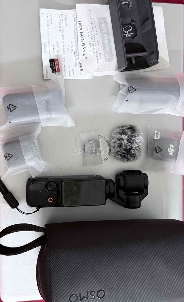 Máy quay phim DJI Osmo Pocket 3 Combo Đen. Mua bán Máy ảnh, Máy quay tại Quận Cẩm Lệ Đà Nẵng được đăng bởi Văn tuấn Nguyễn hình 1