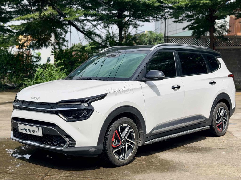 KIA CARENS SIGNATURE 2024 Trắng 36.000 km giá tốt