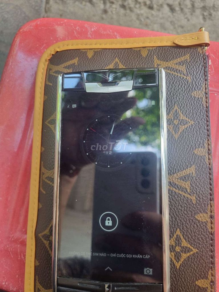 Vertu Đen Da. Mua bán Điện thoại tại Huyện Đông Anh Hà Nội được đăng bởi Hoàng Anh Đức hình 1