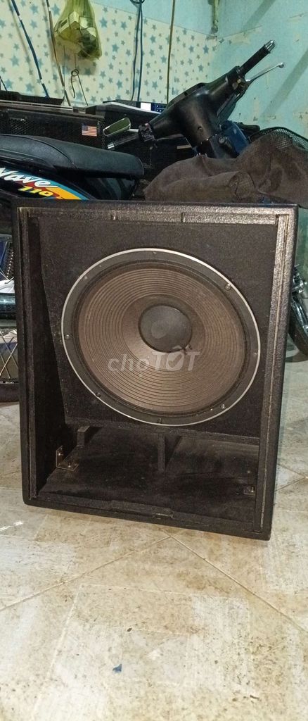 Loa siêu trầm JBL Đen. Mua bán Tivi, Âm thanh tại Thành phố Biên Hòa Đồng Nai được đăng bởi mua bán vì đam mê  hình 1