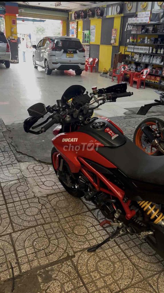 Ducati Hypermotard 821 Đỏ. Mua bán Xe máy tại Quận Bình Tân Tp Hồ Chí Minh được đăng bởi Minh Chánh hình 4