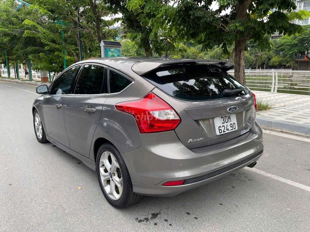 Chính chủ bán focus 2014 tự động. Mua bán Ô tô tại Quận Hoàn Kiếm Hà Nội được đăng bởi Bác nghiêm hình 5