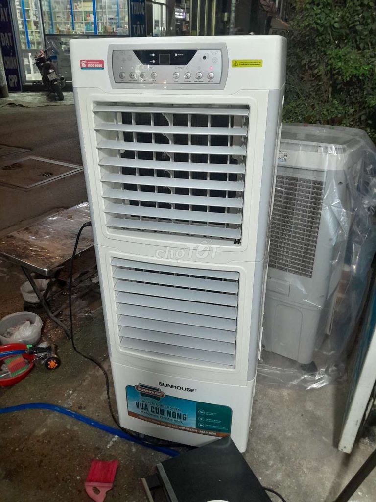 Quạt hơi nước hiệu Sunhouse, 45 lít, 280w.