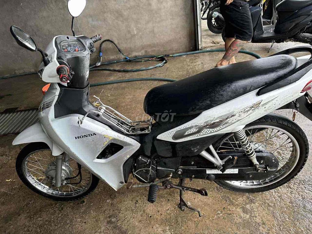 wawe lỏ nguyên zin ( cực im ) giao cccd. Mua bán Xe máy tại Thành phố Mỹ Tho Tiền Giang được đăng bởi luxury  hình 4