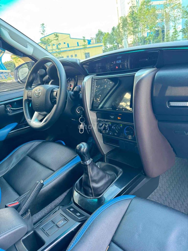 Toyota Fortuner 2020 2.4G 4x2 MT - 89000 km. Mua bán Ô tô tại Thành phố Buôn Ma Thuột Đắk Lắk được đăng bởi AUTO  THẮNG TOÀN PHÁT  hình 12
