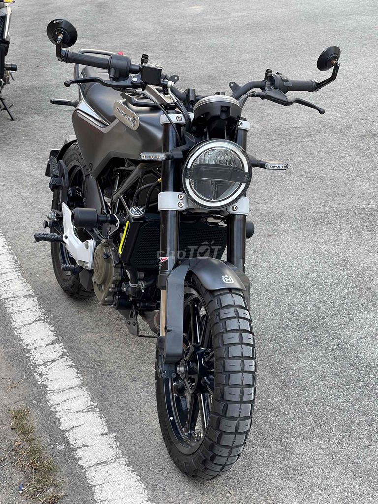HUSQVARNA - Svartpilen 200 - Đời 2023 siêu lướt🫨. Mua bán Xe máy tại Thành phố Thủ Đức Tp Hồ Chí Minh được đăng bởi iMotorbike Tiến Lộc hình 3