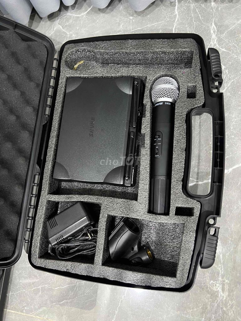 Micro không dây Shure UT4 Đen. Mua bán Tivi, Âm thanh tại Quận Cầu Giấy Hà Nội được đăng bởi tuấn anh hình 1