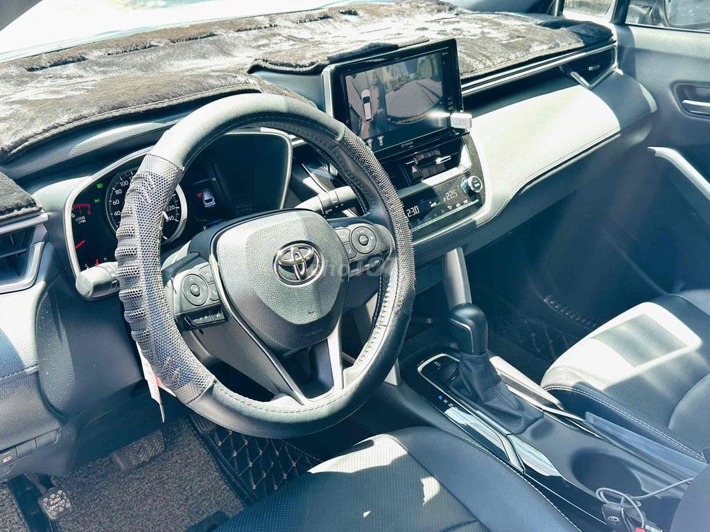 Toyota Corolla Cross 2021 1.8V - 20000 km. Mua bán Ô tô tại Quận Hải Châu Đà Nẵng được đăng bởi Lê kha hình 9