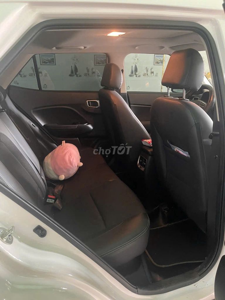 Hyundai Venue Đặc Biệt 2024 белый 18 000 км