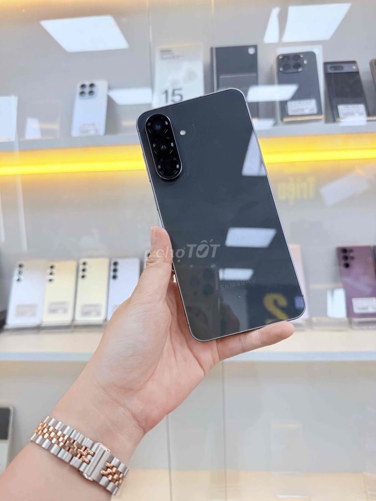 SAMSUNG A56-Bản VN-8/128G-Còn BHH-Màu Black. Mua bán Điện thoại tại Thành phố Biên Hòa Đồng Nai được đăng bởi Mobile Di Động Biên Hoà hình 1