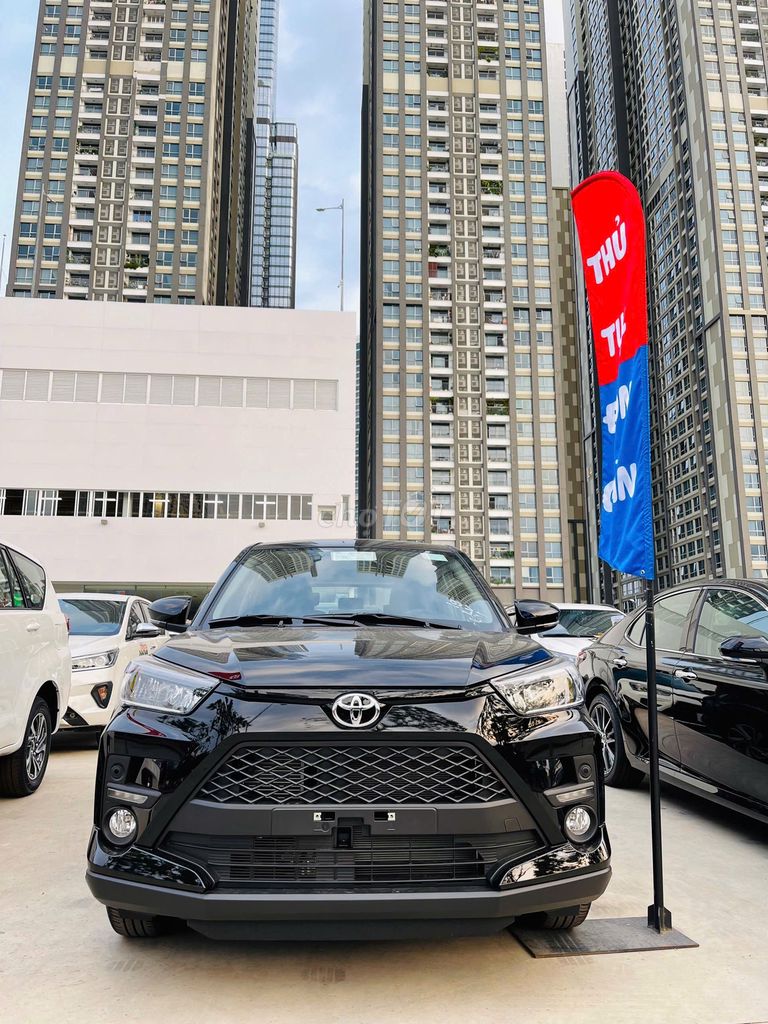 XE MỚI TOYOTA RAIZE MÀU ĐEN 2024 GIAO NGAY