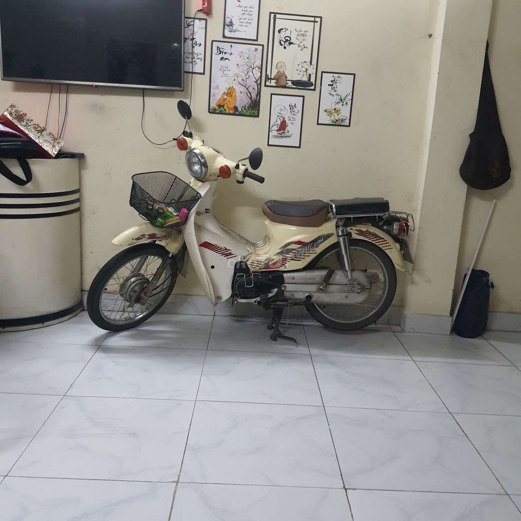 Gia đình có xe cup 50cc cần bán.. Mua bán Xe máy tại Thị xã Sơn Tây Hà Nội được đăng bởi Chinh hình 1
