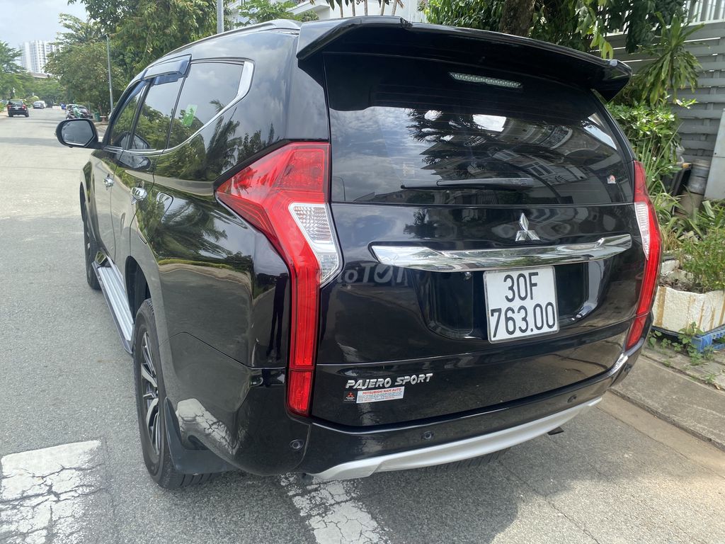 Mitsubishi Pajero Sport 2018 3.0G 4x2 AT Premium. Mua bán Ô tô tại Quận 7 Tp Hồ Chí Minh được đăng bởi quốc phương hình 6