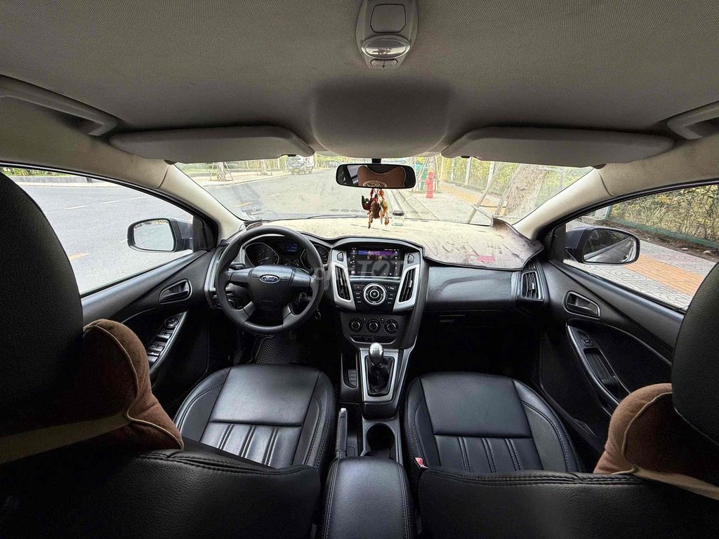 Ford Focus 2013 1.6 MT - 110000 km
