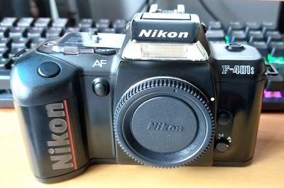 Máy ảnh chụp film. NIKON F-401S - Máy ảnh xưa
