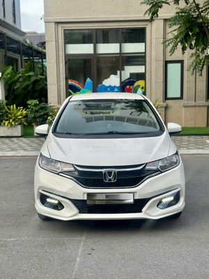Honda Jazz V 2018 Trắng. Mua bán Ô tô tại Quận Long Biên Hà Nội được đăng bởi quân