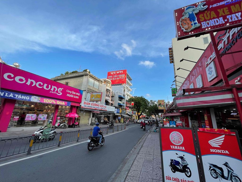 Bán Nhà Mặt Tiền Đang Cho Thuê 140 Hoàng Hoa Thám Tân Bình. Mua bán văn phòng, mặt bằng kinh doanh tại Quận Tân Bình Tp Hồ Chí Minh được đăng bởi Chu Quang Đạt hình 2
