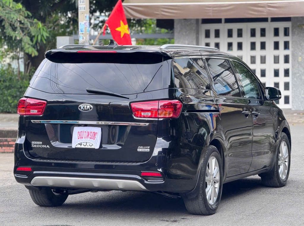 Kia Sedona 2020 2.2 máy dầu cực zin. Mua bán Ô tô tại Thành phố Thủ Dầu Một Bình Dương được đăng bởi Oto An Suong hình 5