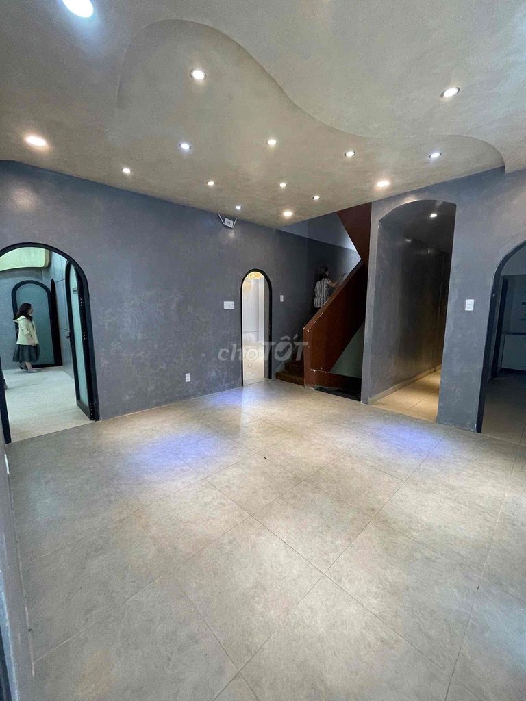 🏡SIÊU PHẨM TÒA NHÀ NGAY TRUNG TÂM QUẬN 10🚨 - DIỆN TÍCH LÊN TỚI 200m2 - ảnh 4