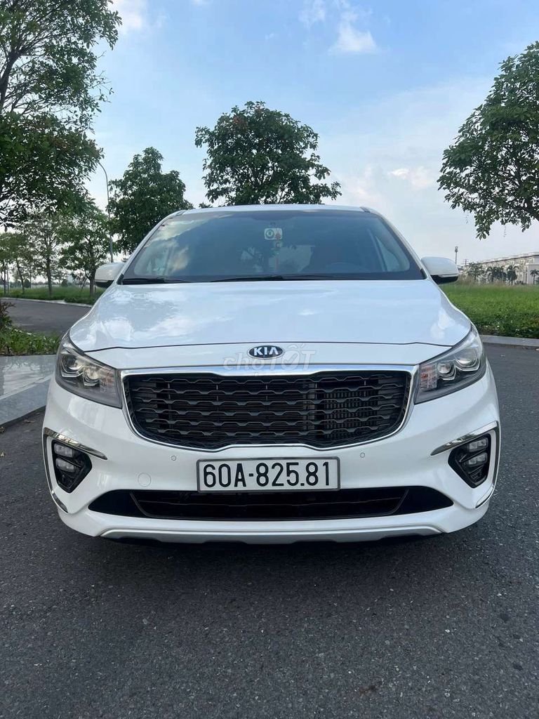 KIA SEDONA DẦU LUXURY FULL OPTION LƯỚT