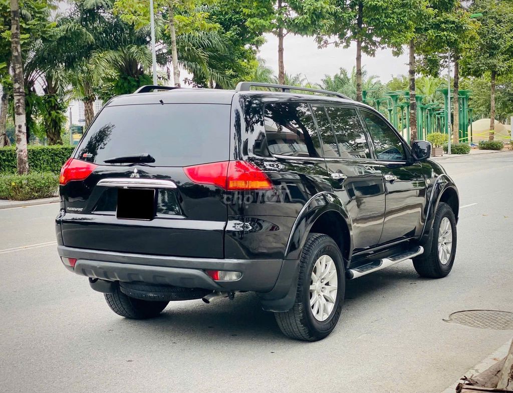 Mitsubishi Pajero Sport 7 chỗ tự động máy dầu RẺ. Mua bán Ô tô tại Quận Thanh Xuân Hà Nội được đăng bởi Vạn Phát  Auto hình 7