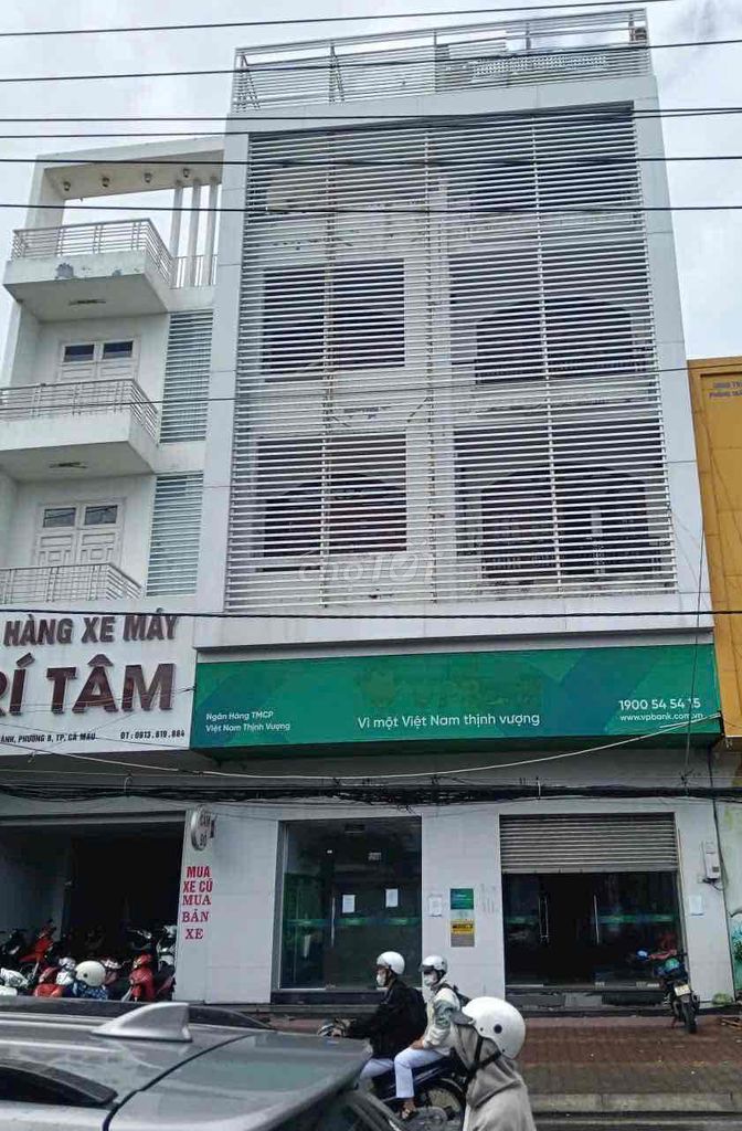 Chính Chủ Bán Căn Nhà MặT Tiền Đường Lớn