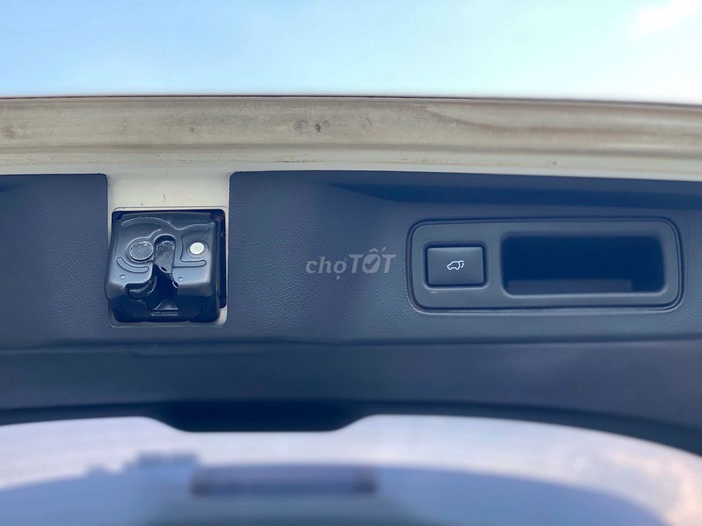 Toyota Fortuner 2019 2.8V 4x4 AT - 135000 km. Mua bán Ô tô tại Quận Bình Thạnh Tp Hồ Chí Minh được đăng bởi Toyota Sure hình 12