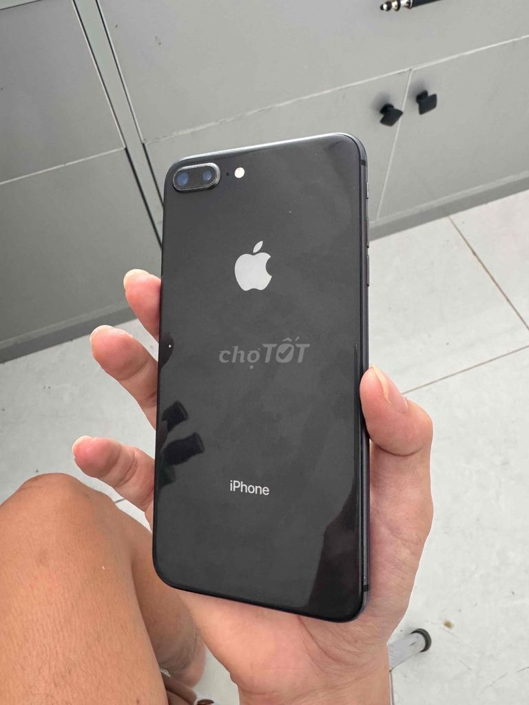 iPhone 8 Plus 64GB Đen. Mua bán Điện thoại tại Thành phố Lào Cai Lào Cai được đăng bởi thành dz 01 hình 1
