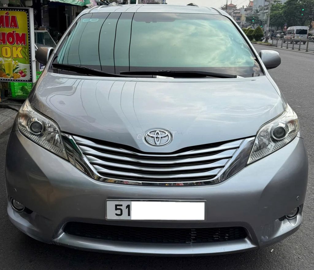 Toyota Sienna nhậpMỹ Limited model2011 bản cao cấp