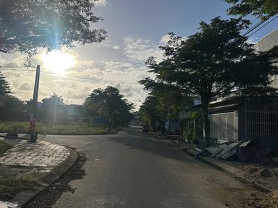 BÁN ĐẤT 85M2 GIÁ RẺ NHẤT KHU - SÁT ĐẠI HỌC FPT ĐÀ NẴNG - CÓ HỖ TRỢ VAY