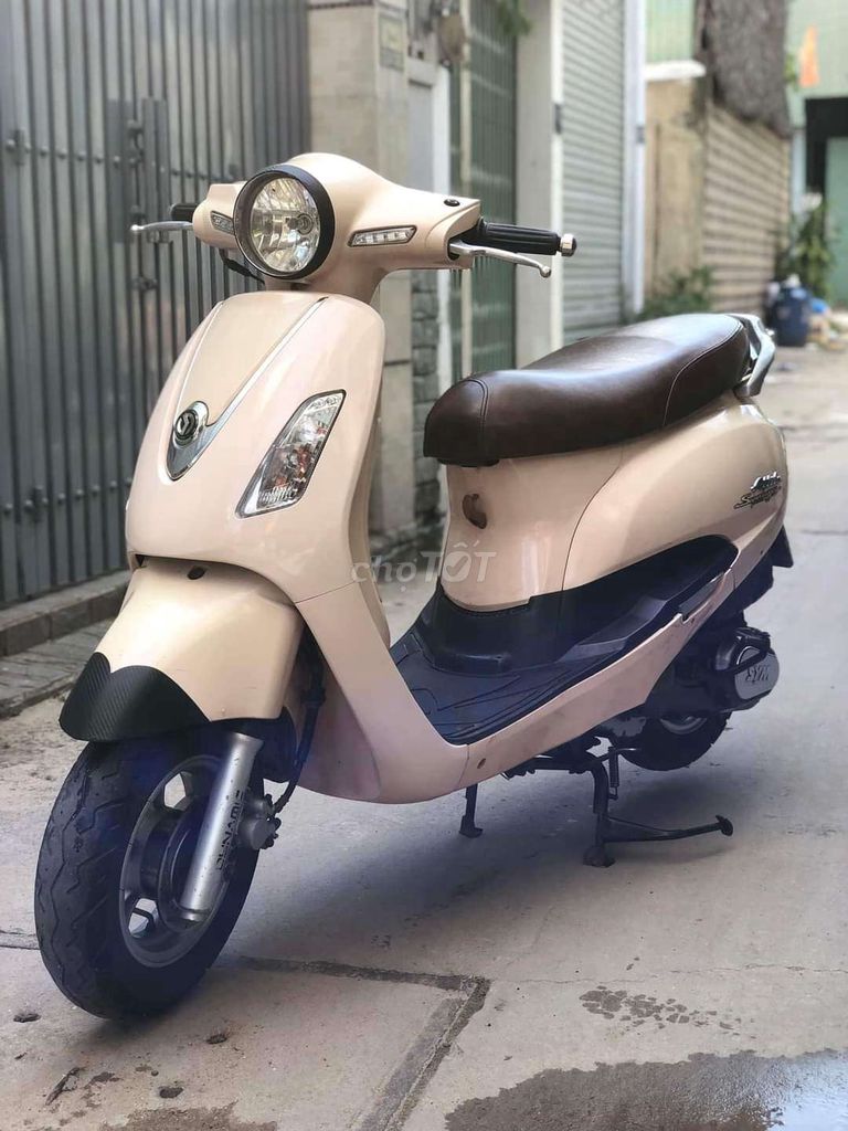 Bán xe Attila Elizabeth chính chủ gia đình nữ dùng. Mua bán Xe máy tại Quận Thanh Xuân Hà Nội được đăng bởi Huyền Trang hình 2