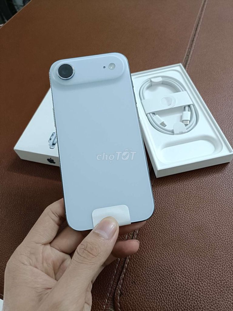 17 Air 256GB Blue Quốc tế sạc 7 lần fullbox. Mua bán Điện thoại tại Quận Thanh Khê Đà Nẵng được đăng bởi TT PHONE Đà Nẵng  hình 1