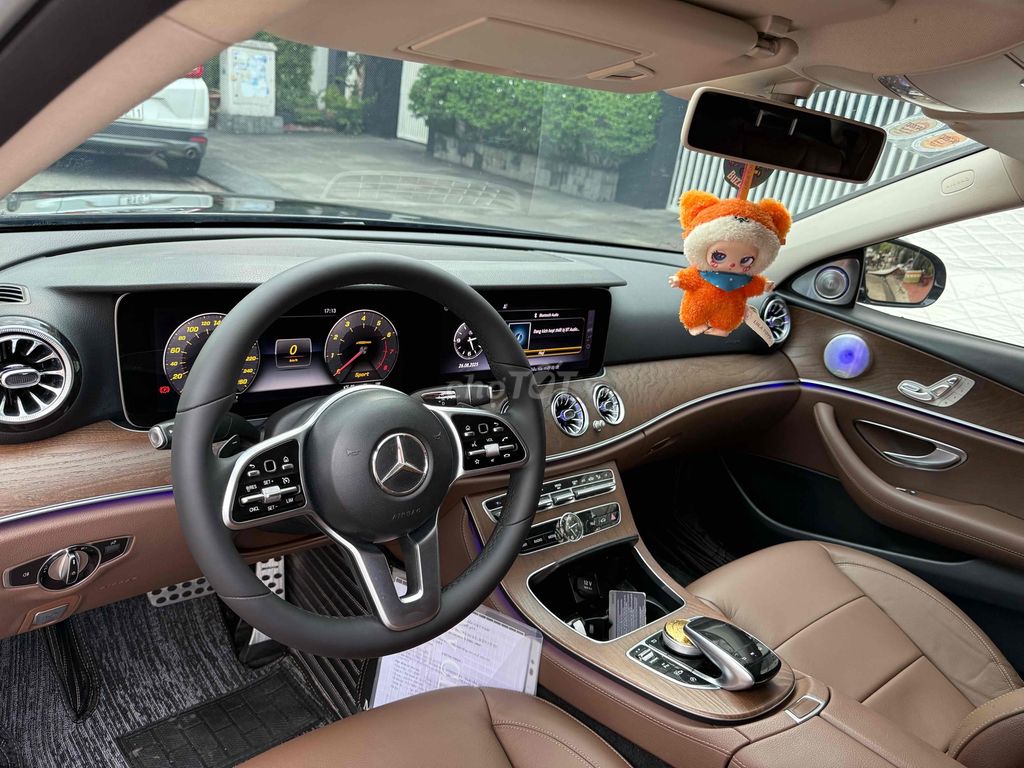 Mercedes Benz E Class 2019 E200 Sport - 80000 km. Mua bán Ô tô tại Quận Bình Thạnh Tp Hồ Chí Minh được đăng bởi kim hạo thiên hình 6