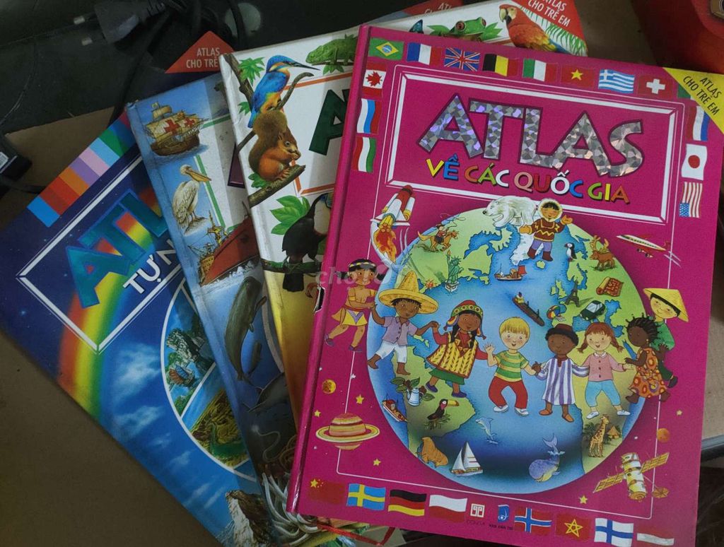 Bộ 4 sách Atlas. Mua bán Sách tại Quận 6 Tp Hồ Chí Minh được đăng bởi Huỳnh Khoa hình 1