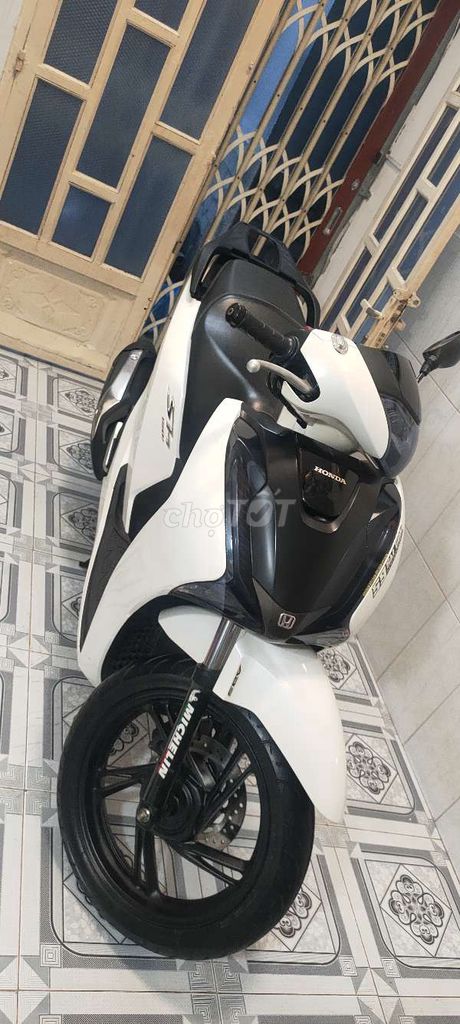 Xe SH150 abs. Mua bán Xe máy tại Quận Bình Thạnh Tp Hồ Chí Minh được đăng bởi Tấn hình 13