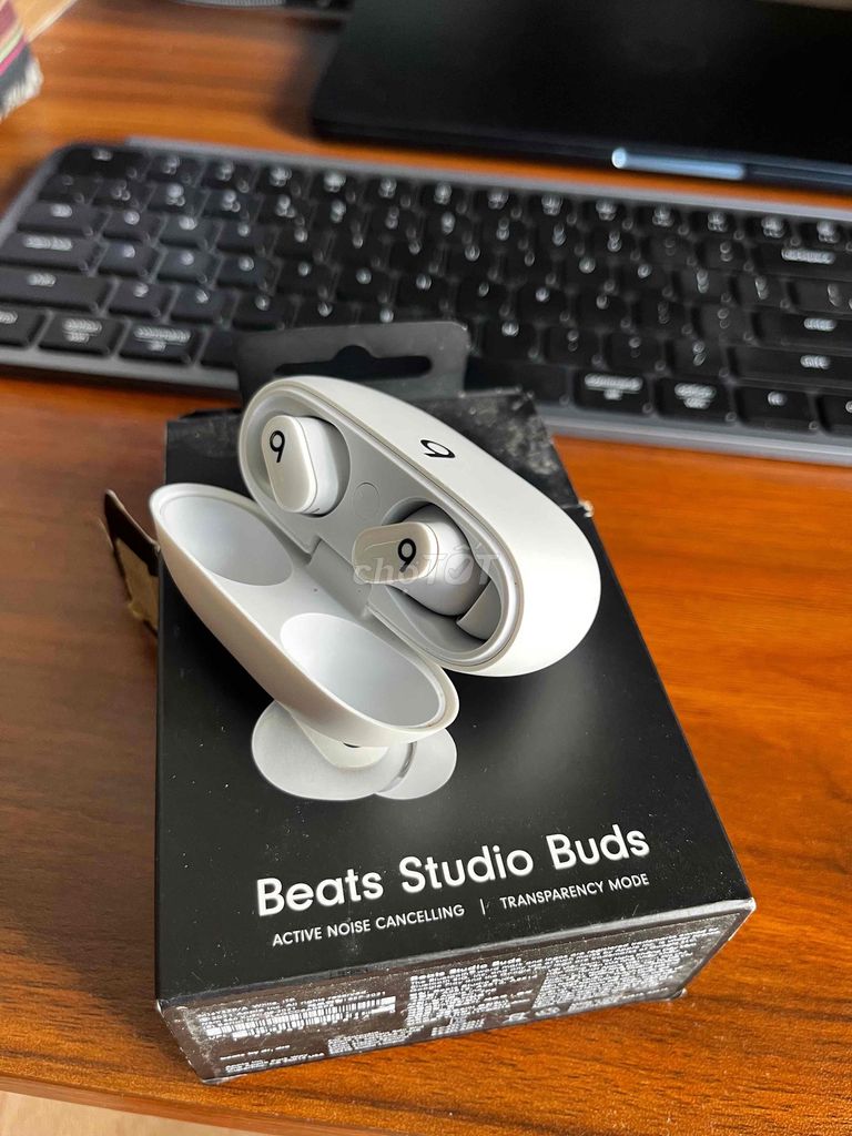 Tai nghe Beats Studio Buds Trắng. Mua bán Tivi, Âm thanh tại Quận Tân Phú Tp Hồ Chí Minh được đăng bởi Khanh hình 1